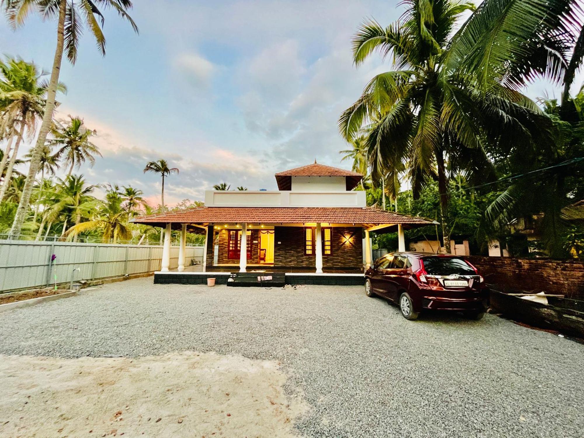 Riverrootsstays Mundrothuruth Ngoại thất bức ảnh