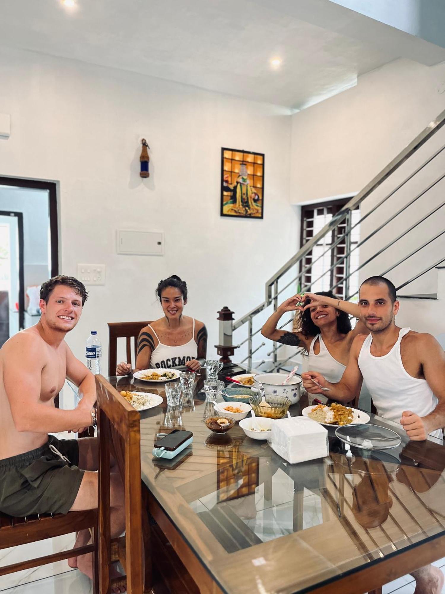 Riverrootsstays Mundrothuruth Ngoại thất bức ảnh