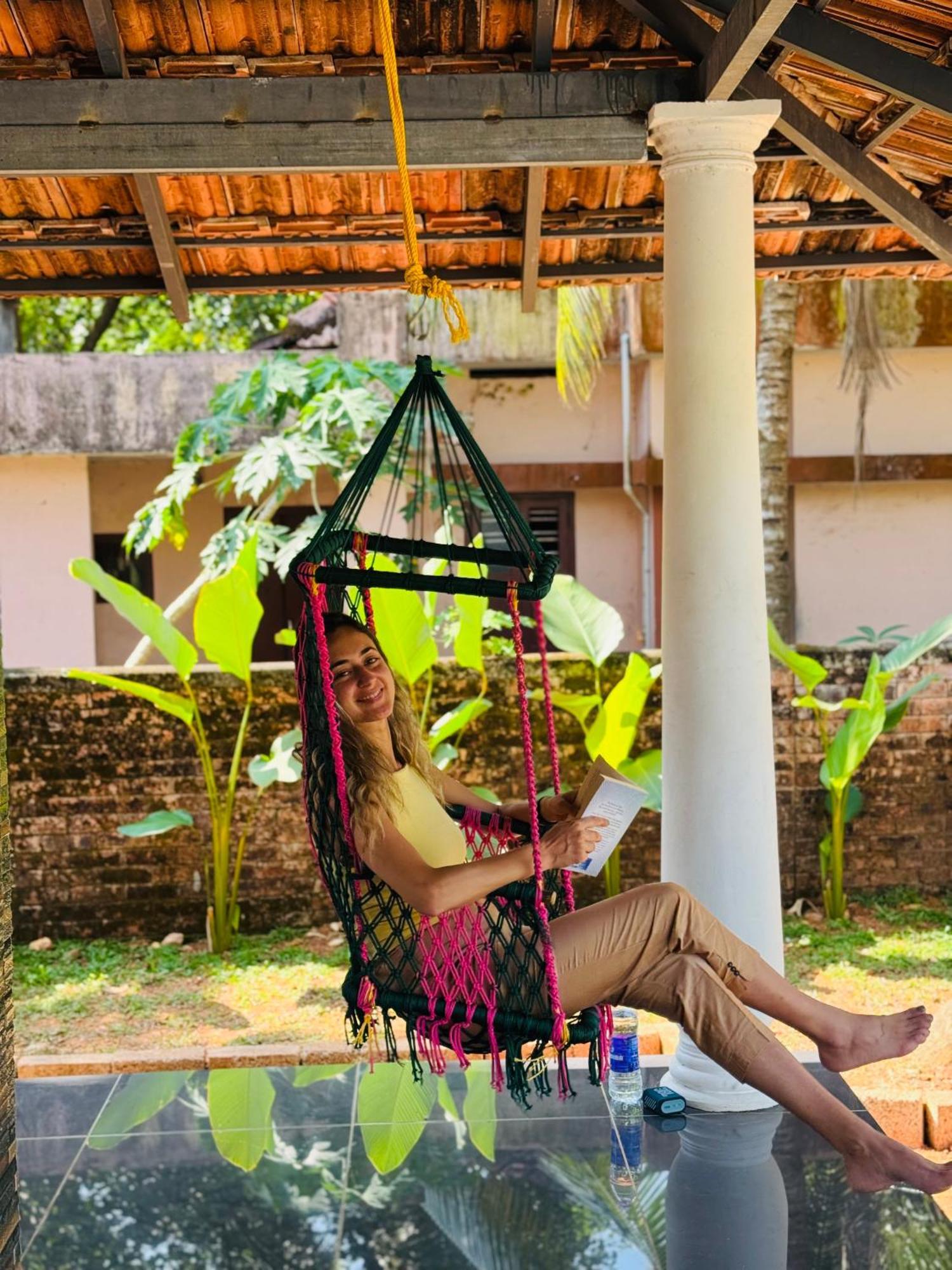 Riverrootsstays Mundrothuruth Ngoại thất bức ảnh