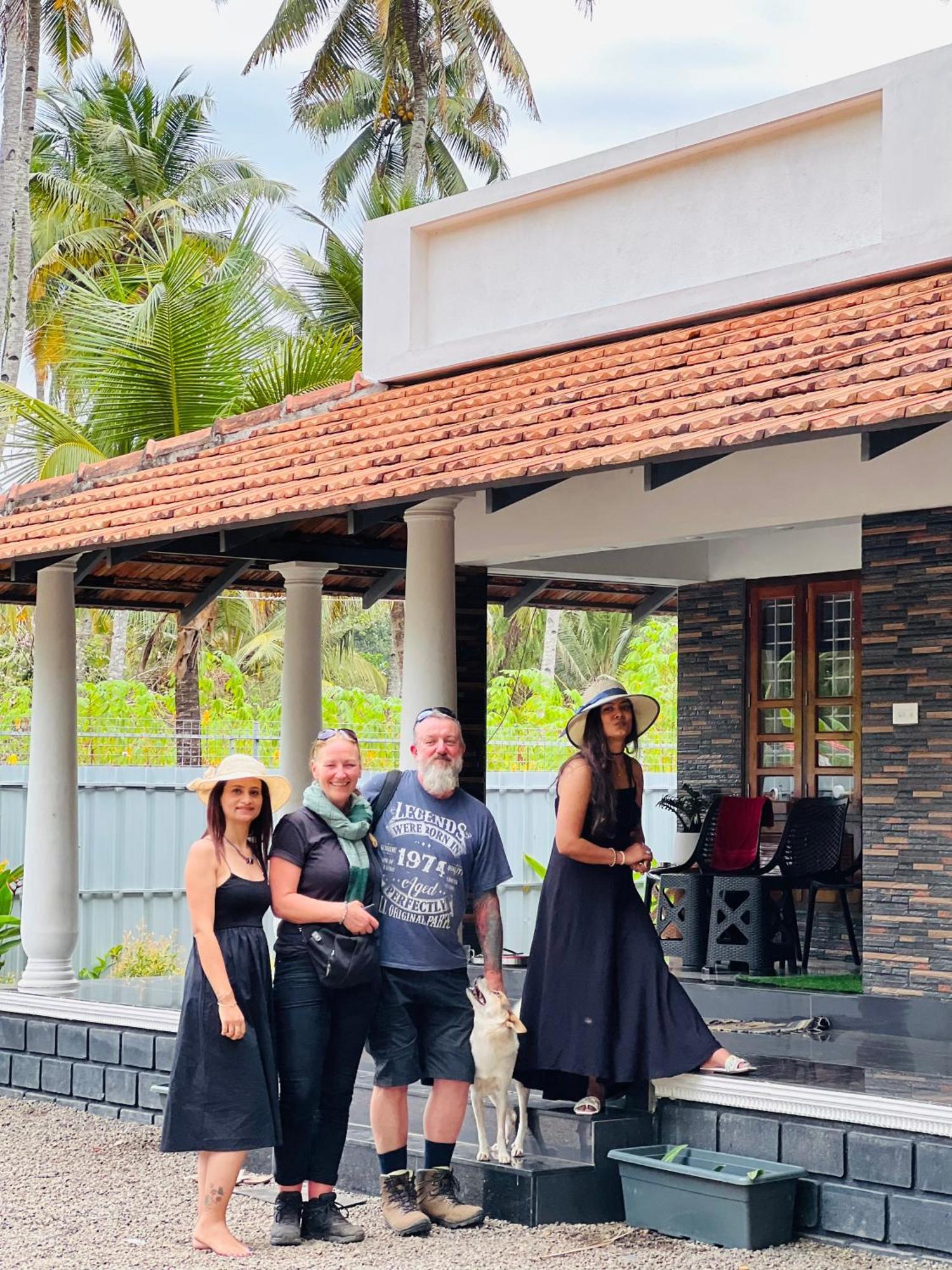 Riverrootsstays Mundrothuruth Ngoại thất bức ảnh